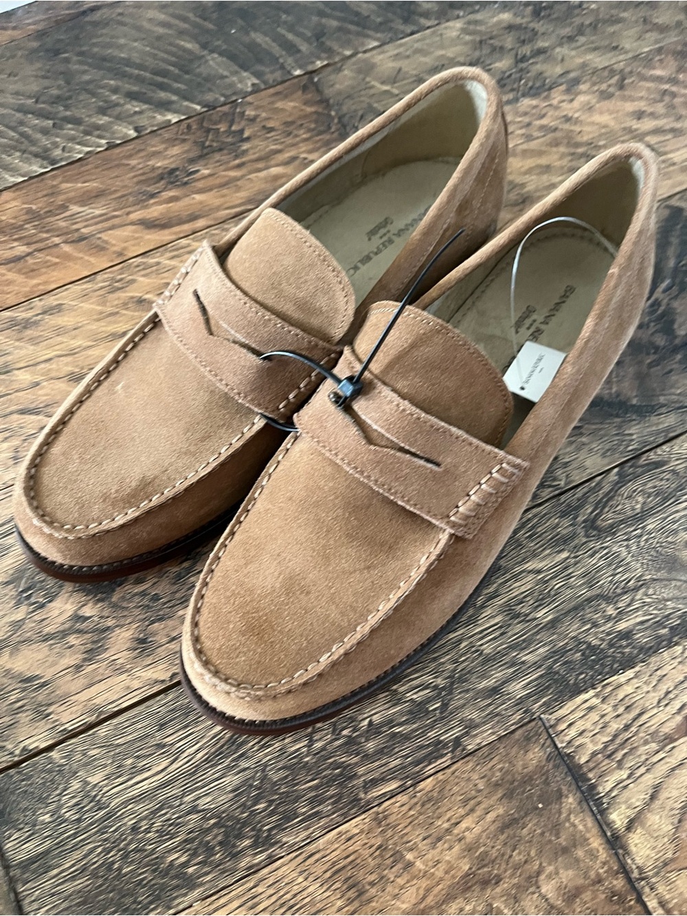New! Banana Republic suede leather penny loafers